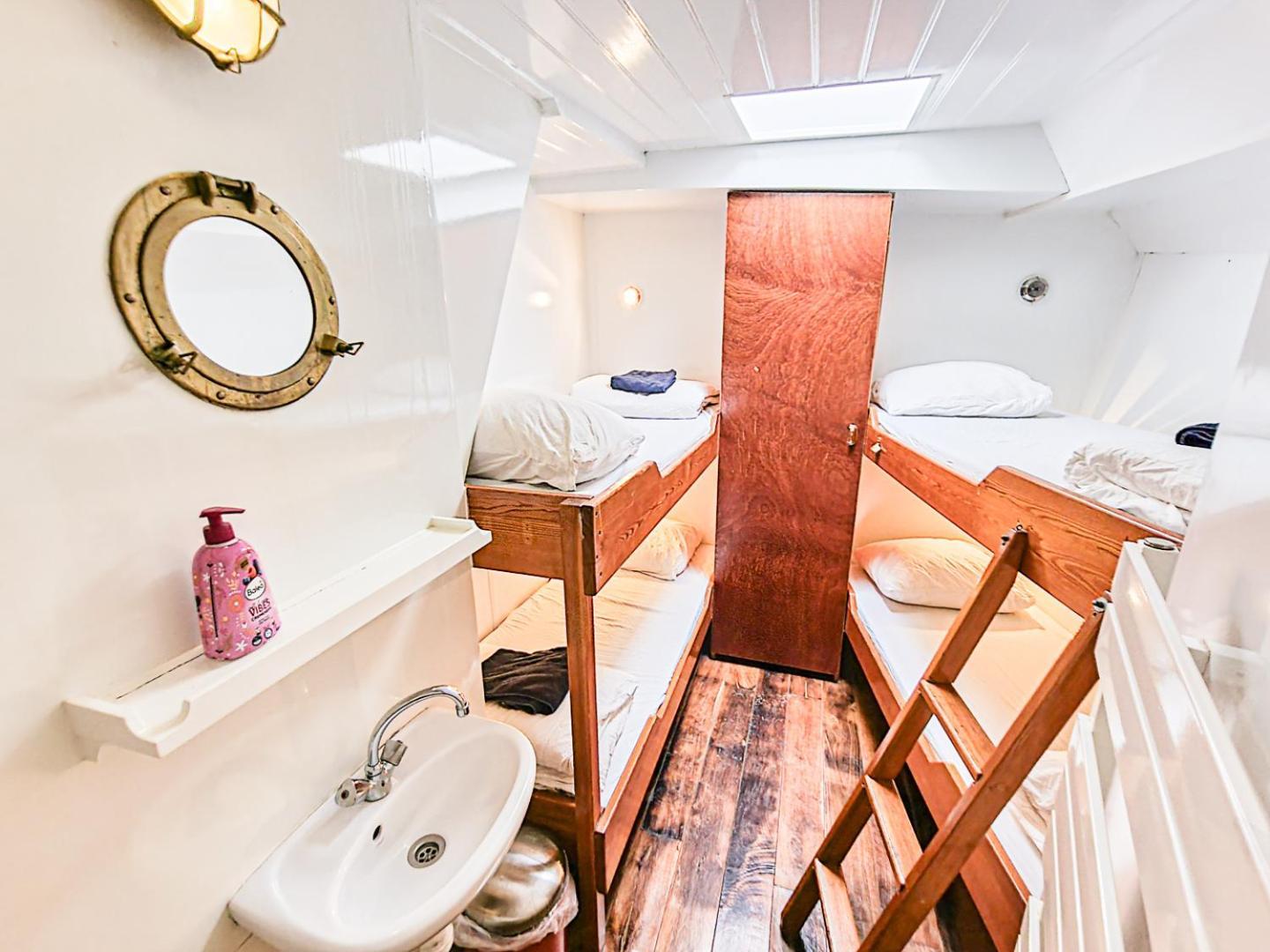 Amsterdam Hotelboat Exterior photo