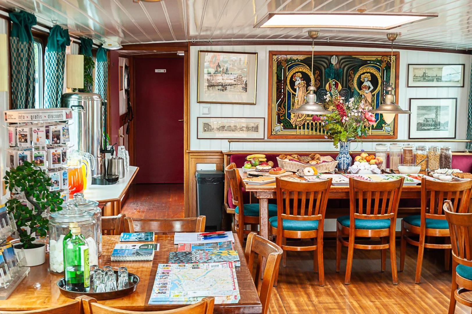 Amsterdam Hotelboat Exterior photo