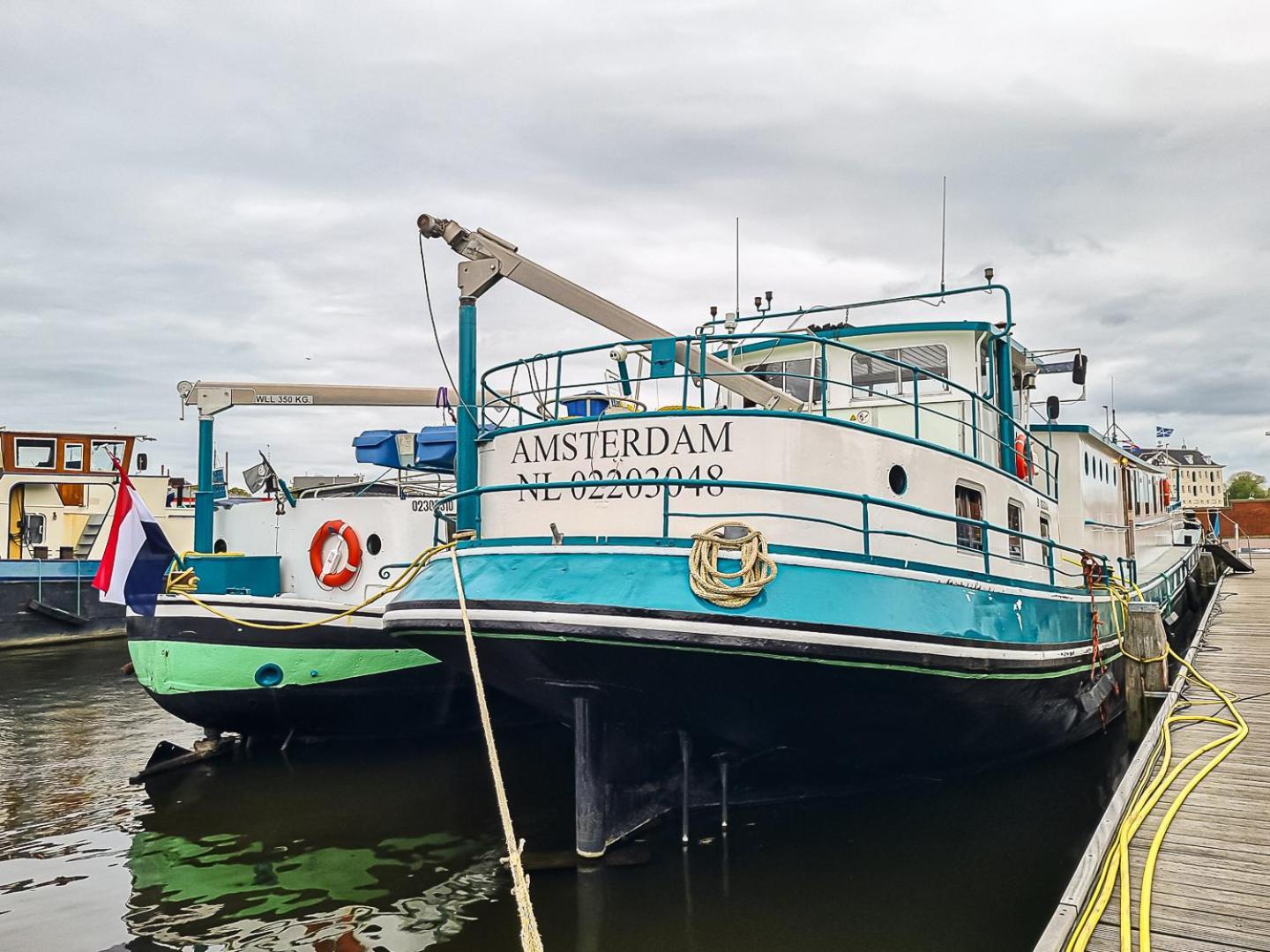 Amsterdam Hotelboat Exterior photo